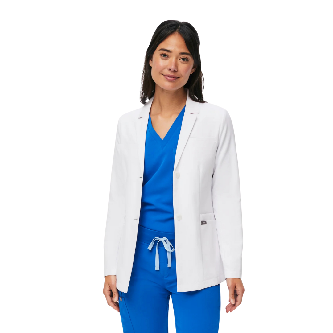 FIGS Bellevue Short Slim Lab Coat